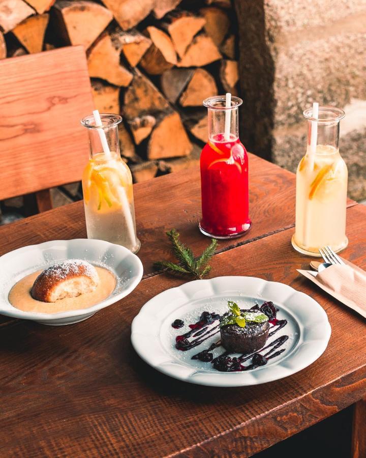 Wellness Hotel Liberecka Vysina エクステリア 写真