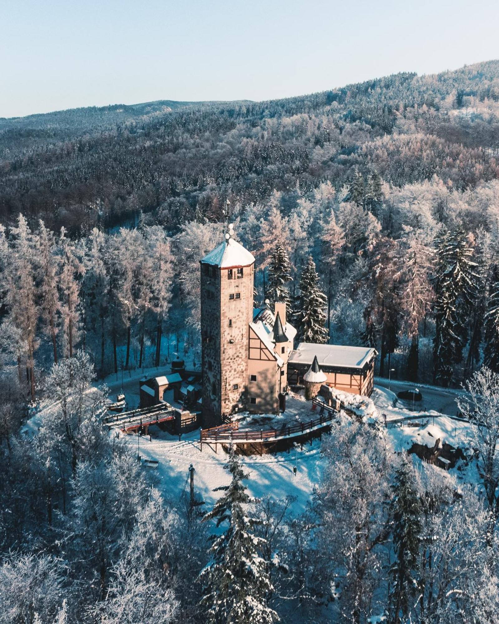 Wellness Hotel Liberecka Vysina エクステリア 写真